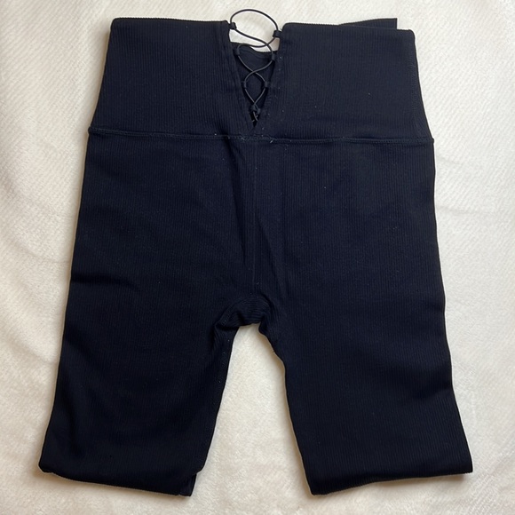 Fabletics Leggings - Picture 3 of 4